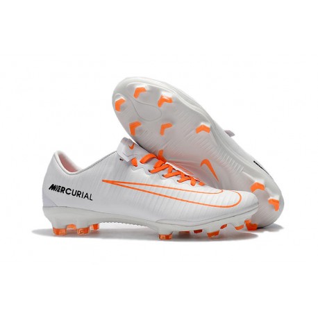 Nowe Korki Piłkarskie Nike Mercurial Vapor XI FG